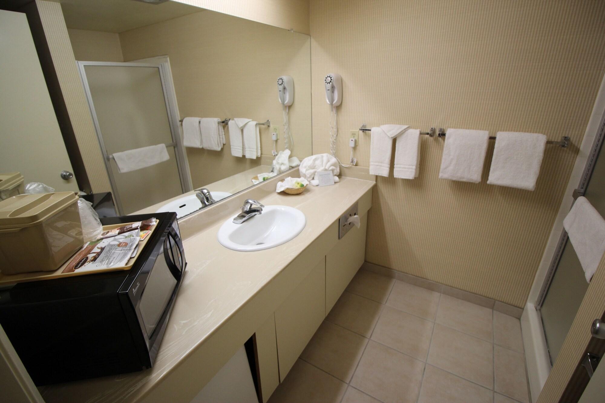 Inn Of Ломпок Екстер'єр фото